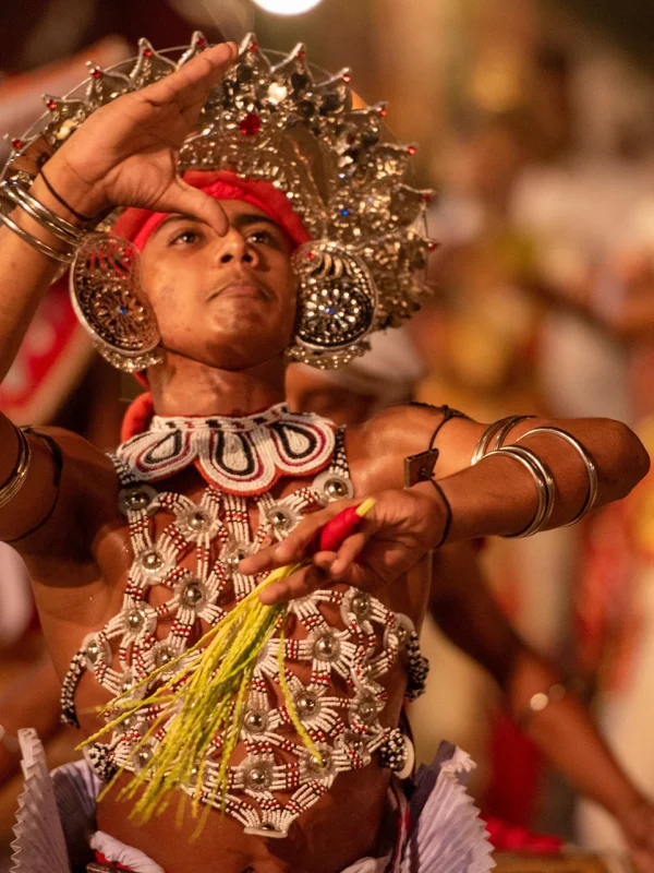 Stunning pose of Kandyan dancer